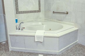 Drury Inn & Suites Indianapolis Northeast