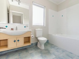 Raumati Sands Resort