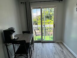 Blue Spruce Motel & Townhouses