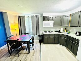 Blue Spruce Motel & Townhouses