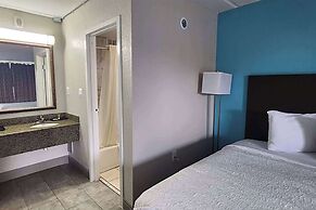 Travelodge by Wyndham Kingsland GA