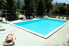 Hotel Dujany