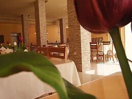 Mosaic City Hotel