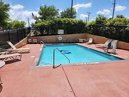 Hampton Inn Dallas-Rockwall