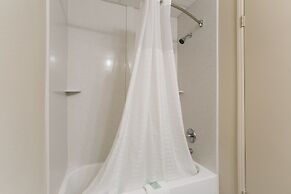 Eisenhower Hotel & Conference Center