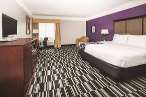 Baymont by Wyndham Dallas South-DeSoto
