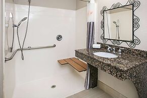 Baymont by Wyndham Dallas South-DeSoto