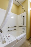 Microtel Inn & Suites by Wyndham Greenville/University Medic