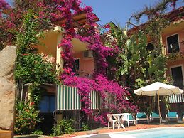 Aparthotel Domus De Janas Sul Mare