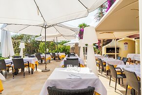 Aparthotel Domus De Janas Sul Mare