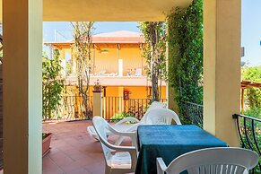 Aparthotel Domus De Janas Sul Mare