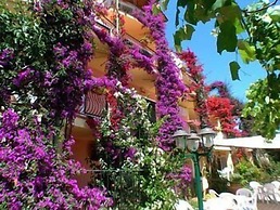 Aparthotel Domus De Janas Sul Mare