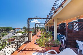 Aparthotel Domus De Janas Sul Mare