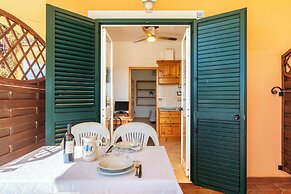 Aparthotel Domus De Janas Sul Mare