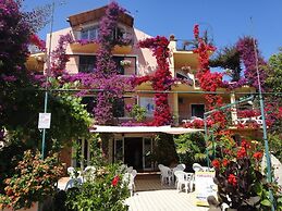 Aparthotel Domus De Janas Sul Mare