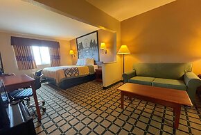 Super 8 by Wyndham Rolla