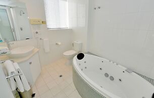 Atlantic Tower Motor Inn