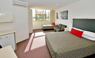 Atlantic Tower Motor Inn