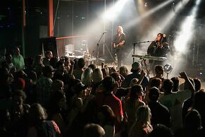 Camden on the Lake Resort & Spa