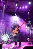 Camden on the Lake Resort & Spa