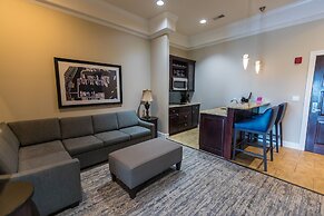 Camden on the Lake Resort & Spa