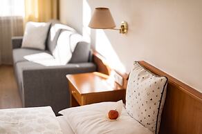 Hotel KRONE - eat, drink, stay