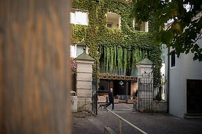 Hotel KRONE - eat, drink, stay