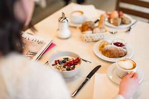 Hotel KRONE - eat, drink, stay