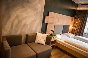 Hotel KRONE - eat, drink, stay