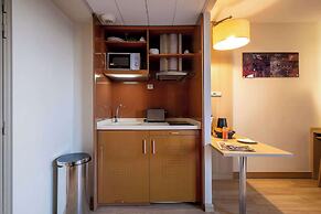 Clarion Aparthotel Toulouse Blagnac Airport