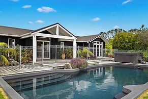 Woodhouse Mountain Lodge