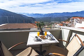 Fedriades Delphi Hotel