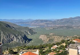 Fedriades Delphi Hotel