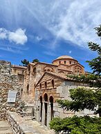 Fedriades Delphi Hotel