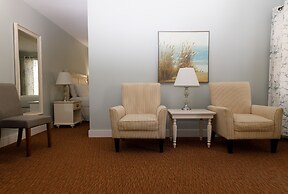 The Admiral's Inn Resort