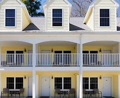 The Admiral's Inn Resort