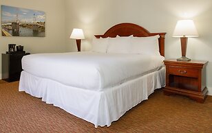 The Admiral's Inn Resort