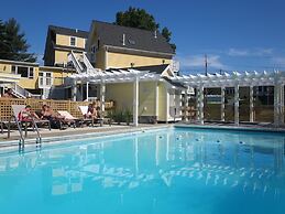 The Admiral's Inn Resort