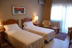 Garden Hotel
