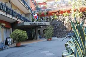 Garden Hotel