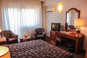 Garden Hotel
