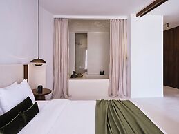 Andronis Luxury Suites