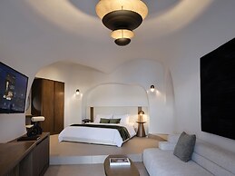 Andronis Luxury Suites