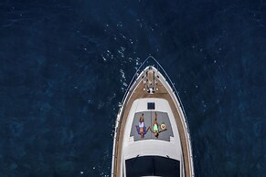 Andronis Luxury Suites