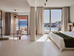 Andronis Luxury Suites
