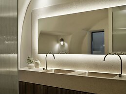 Andronis Luxury Suites