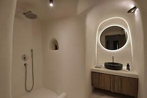 Andronis Luxury Suites