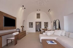 Andronis Luxury Suites