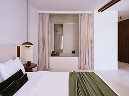 Andronis Luxury Suites