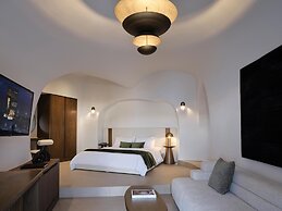 Andronis Luxury Suites